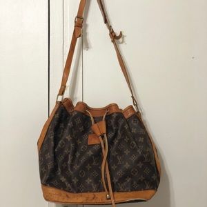 Louis Vuitton Noe bucket bag